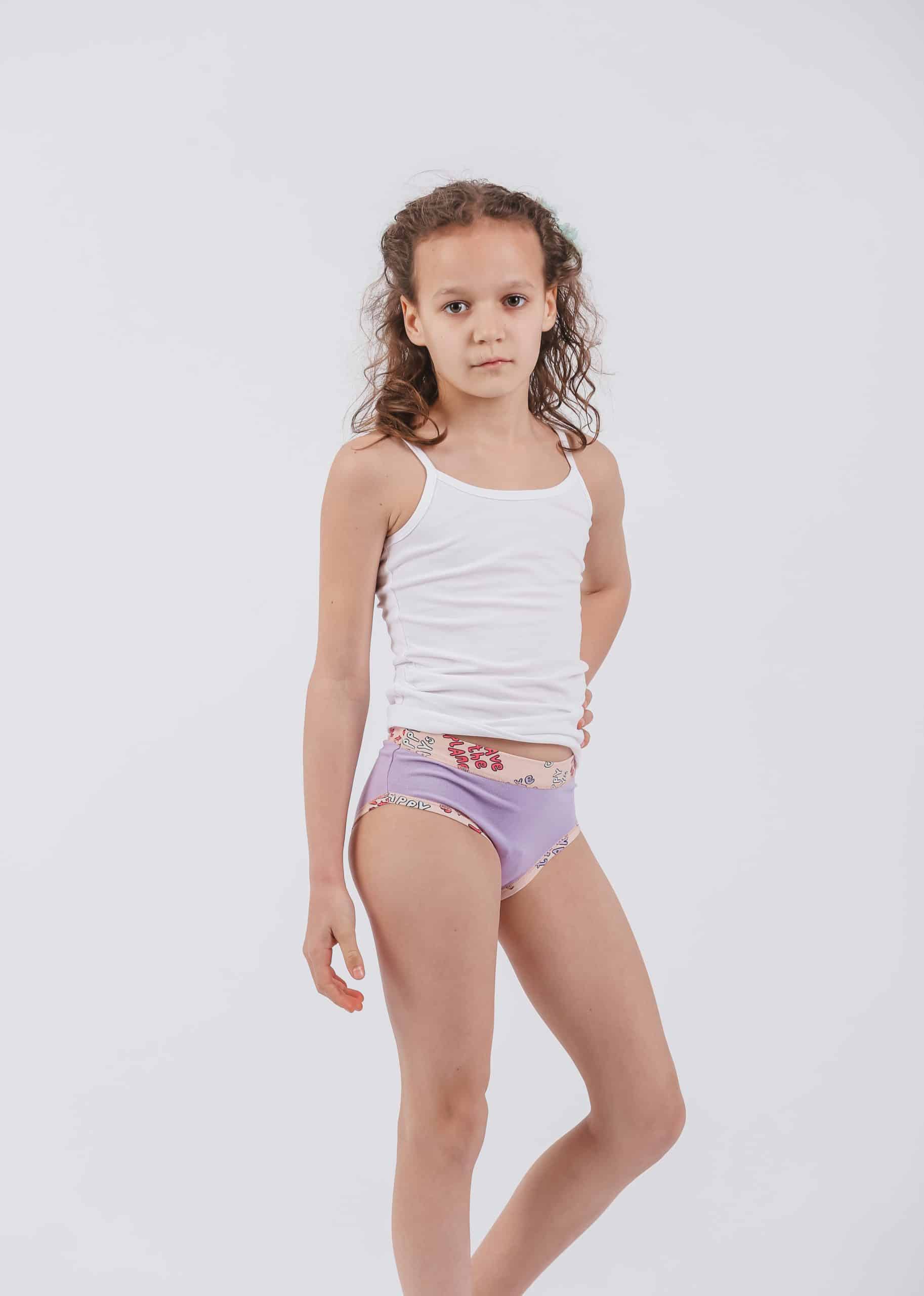 Art.561 Dečiji ženski veš dodaj uz 530561 (2) (slika 3)