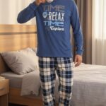 Muška pidžama plava karirana, print „Time to Relax“, 100% pamuk, veličine M–XXL